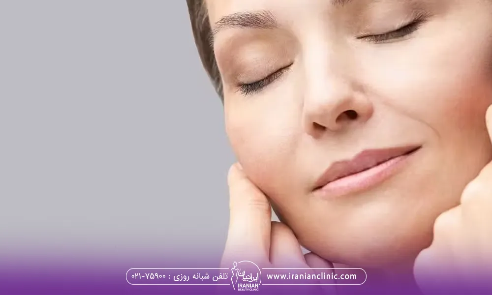 خانمی که بعد از انجام تزریق پروفایلو احساس رضایت رارد